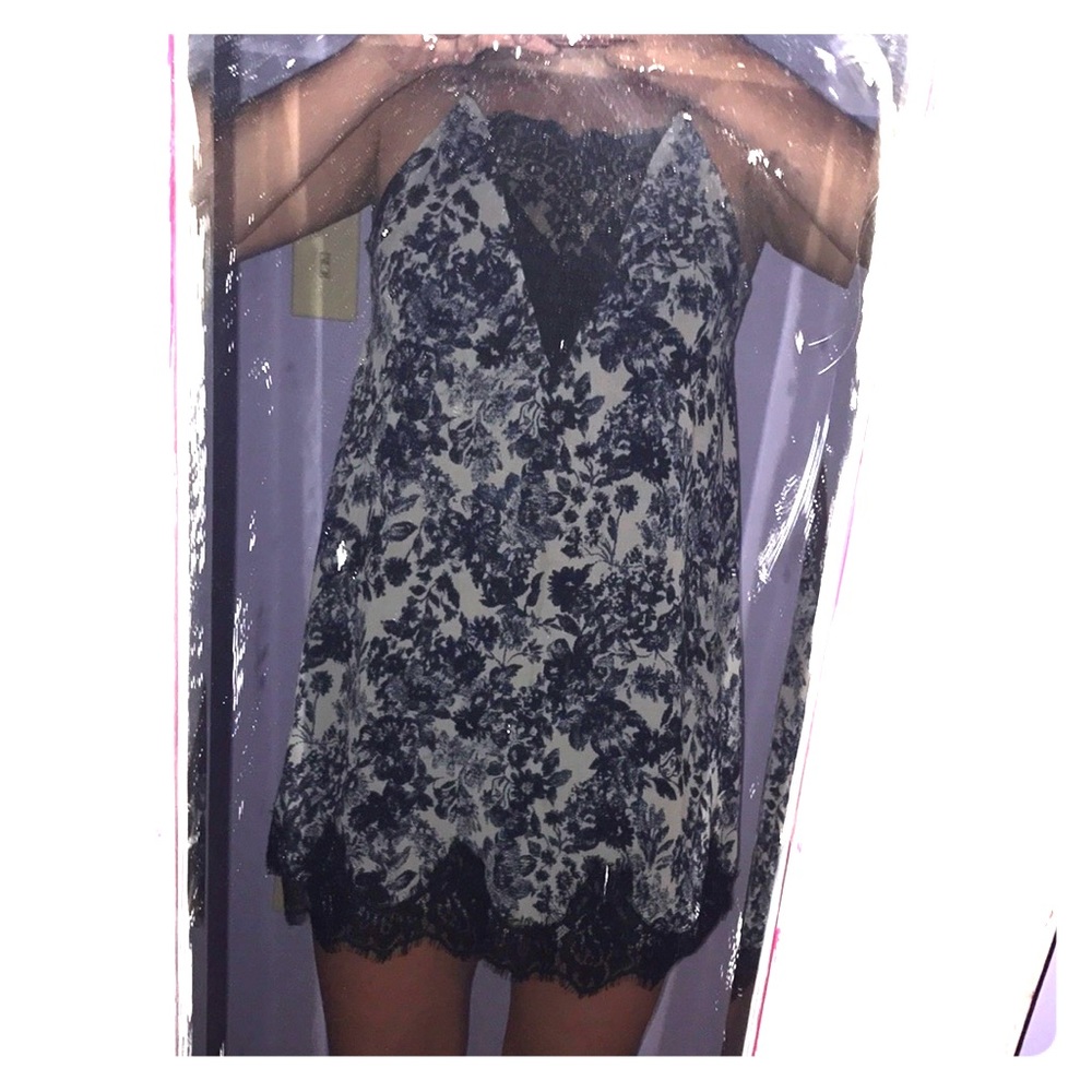 Floral summer ASTR dress